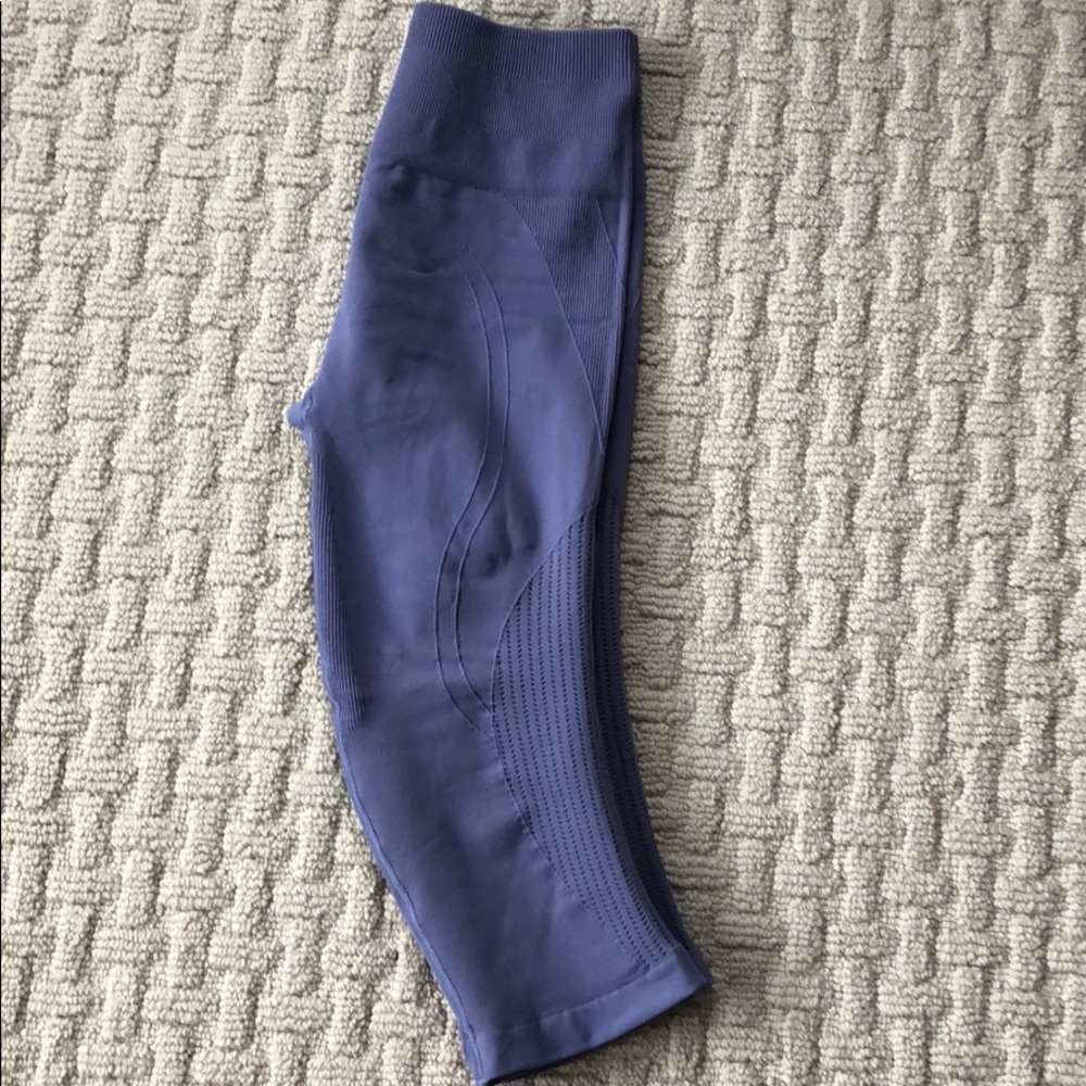 Lululemon crop size 8